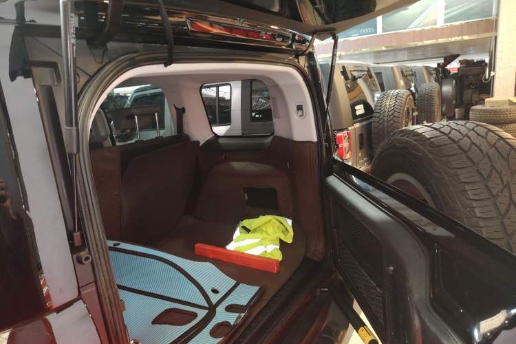 Used BAIC Off-Road BJ40 2024 2.0T All-New Urban Hunter Edition Chivalrous Style