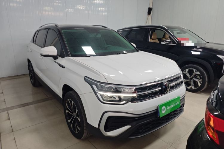 Used Volkswagen Tharu 2023 300TSI Two-Wheel-Drive Crescent Edition
