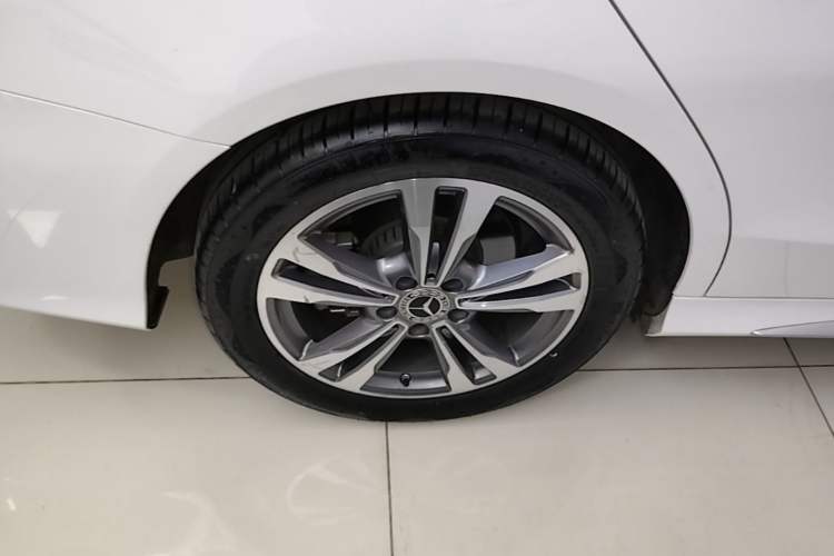 Used Mercedes-Benz C-Class 2021 C 200 L Fashion Edition Sport Version Exterior 5