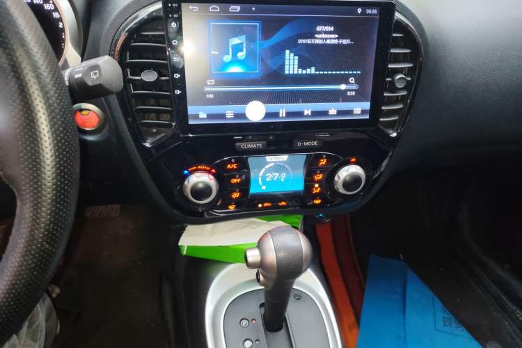 Used Infiniti ESQ 2014 1.6L Spontaneous Edition