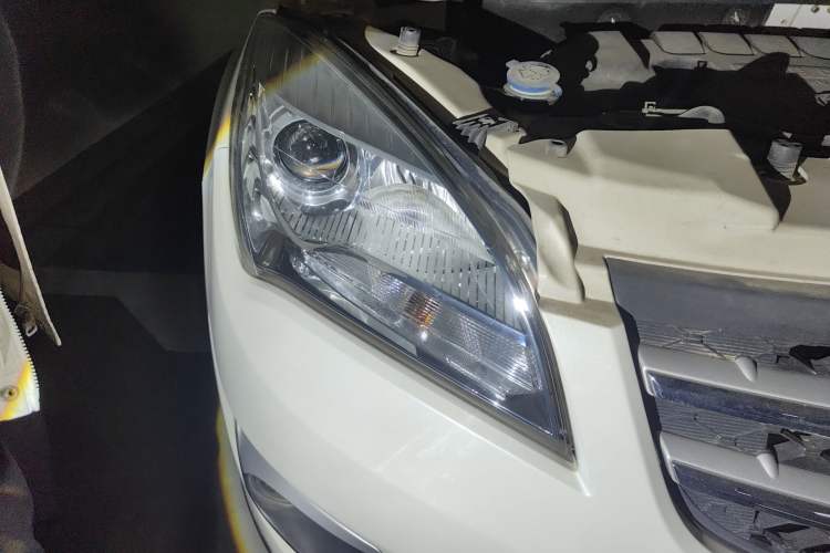 Used CHANGAN CS35 2015 1.6L Automatic Luxury Model China IV Standard
