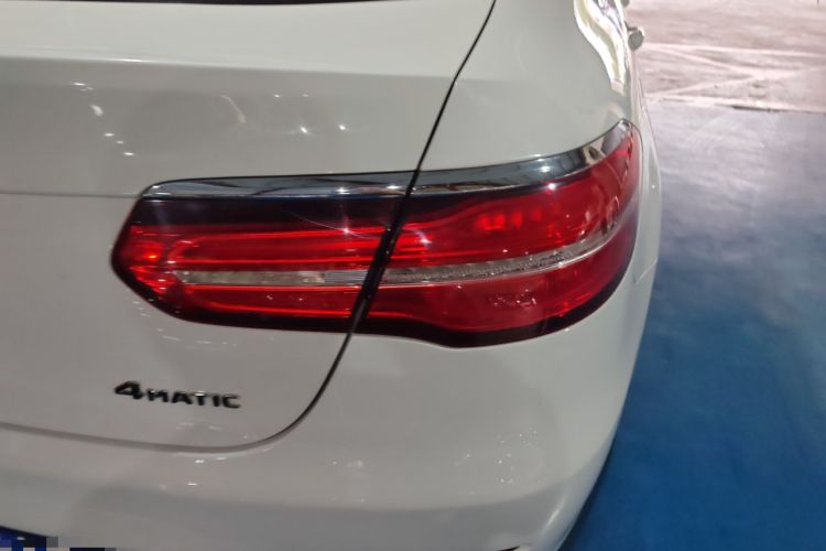 Used Mercedes-Benz GLC Coupe 2017 GLC 260 4MATIC Coupe SUV
