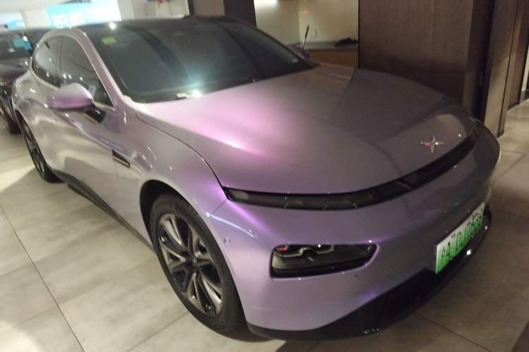 Used XPeng P7 2020 586N Front Right 45 Deg