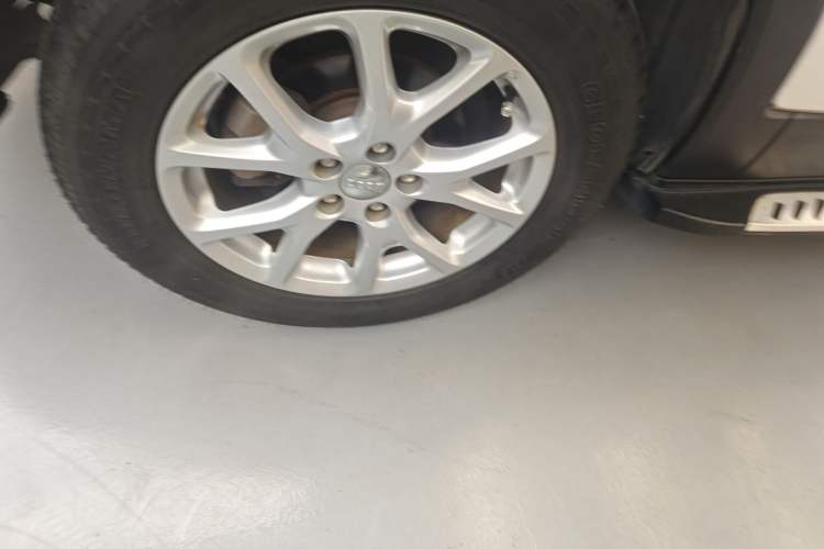 Used Jeep Cherokee 2016 2.4L Leading Edition
