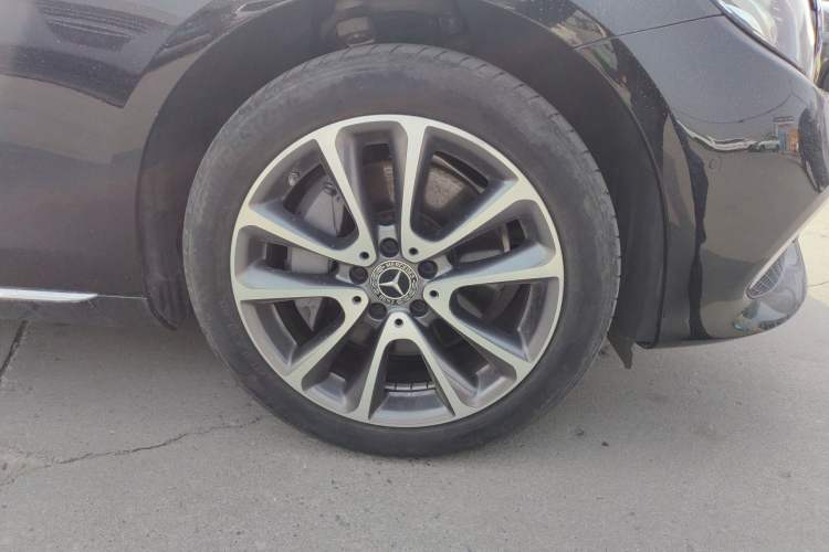 Used Mercedes-Benz E-Class 2019 Facelifted E 300 L Stylish Version