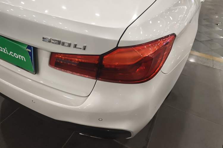 Used BMW 5 Series 2020 530Li Luxury Edition M Sport Package
