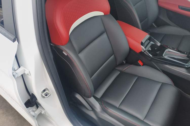 Used MG 5 2021 180 DVVT CVT Youth Luxury Edition