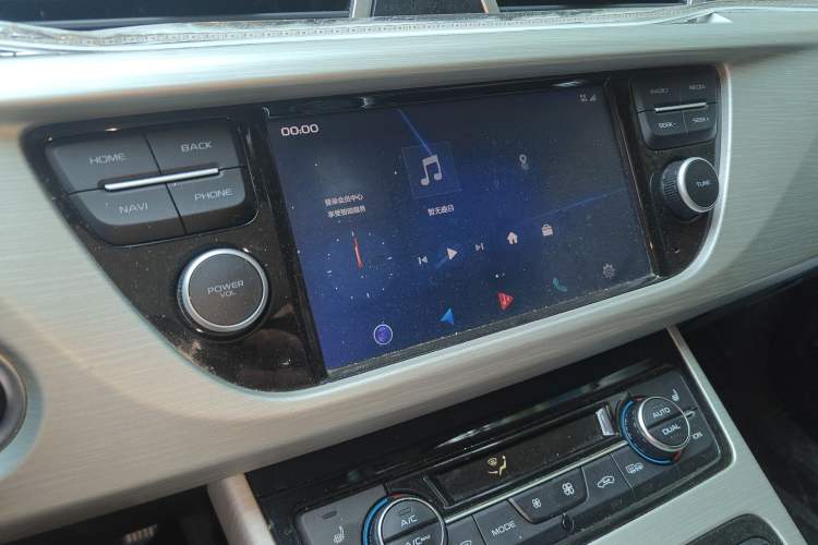 Used Geely Auto Emgrand X7 Sport 2020 1.8TD DCT Two-Wheel Drive Smart Connect 4G-Enabled Version Audio And AC Panel