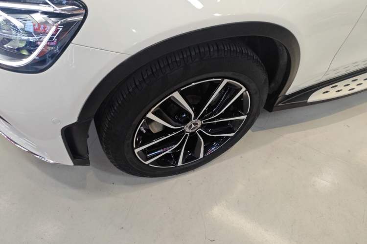 Used Mercedes-Benz GLC 2021 GLC 260 L 4MATIC Luxury Model
