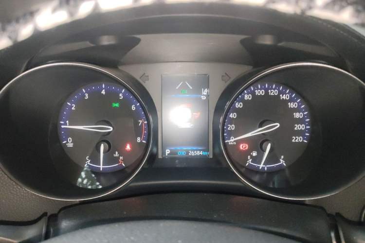 Used Toyota IZOA 2021 2.0L Enjoy Edition
