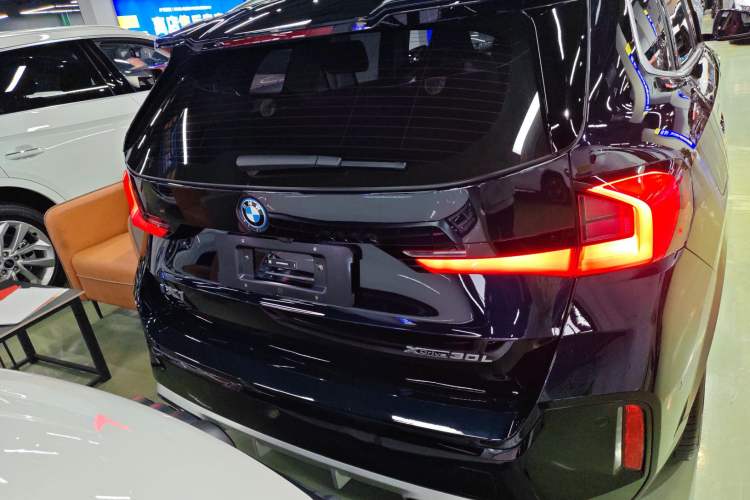 Used BMW iX1 2023 xDrive30L M Sport Package
