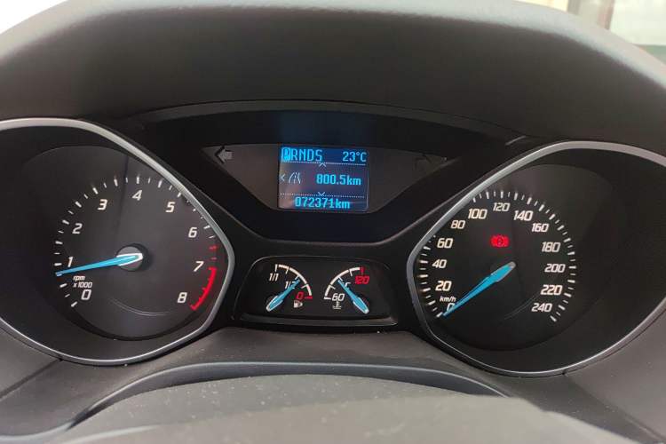 Used Ford Focus 2012 Sedan 1.6L Automatic Prestige Model Instrument Cluster