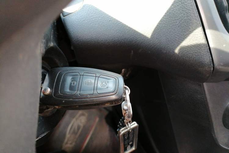 Used Ford Focus 2012 Sedan 1.6L Automatic Fashion Edition