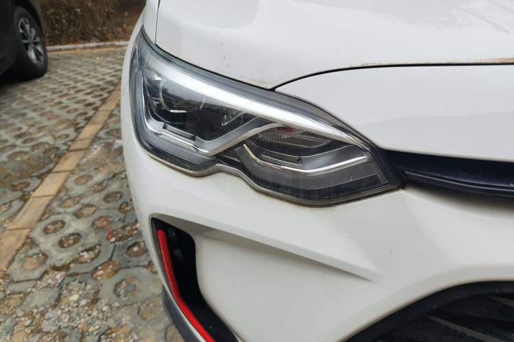 Used Chevrolet Orlando 2019 Redline 530T Automatic Enjoyment Version (5+2 Seating) China VI
