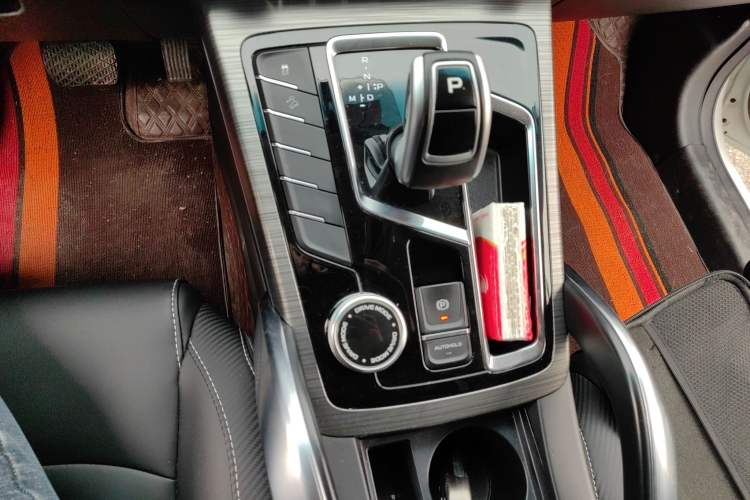 Used Farizon FX 2020 1.8T Smart Connect Edition 4 Seats