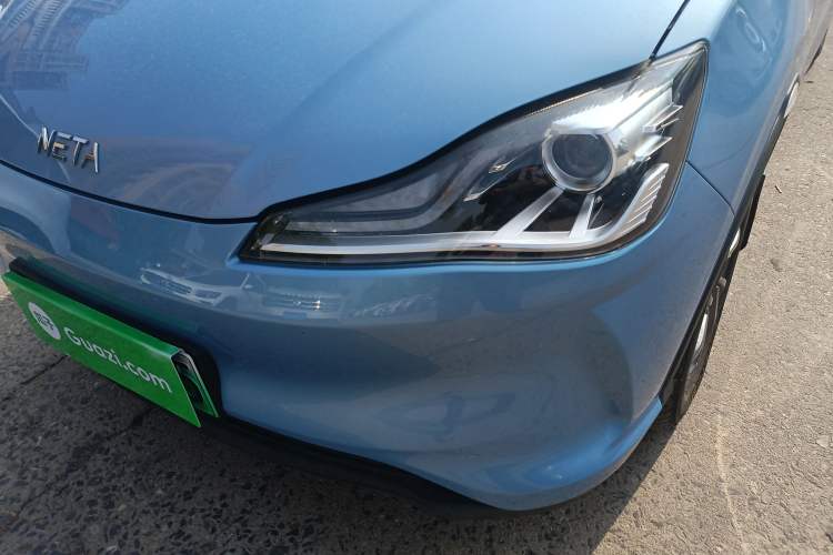 Used NETA V 2022 Standard Range Industry Custom Edition Left Front Headlight