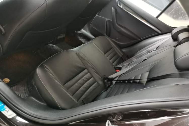 Used Skoda Octavia 2017 1.6L Automatic Smart Drive Edition