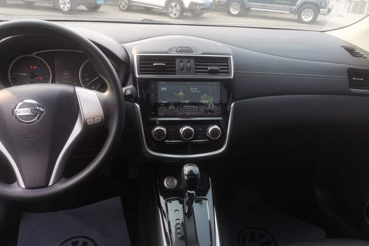 Used Nissan Tiida 2019 1.6L CVT Smart Drive Version China VI Standard
