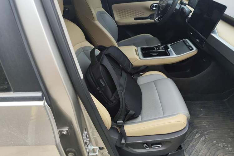 Used AION Y 2021 70 Enjoyment Tech Edition
