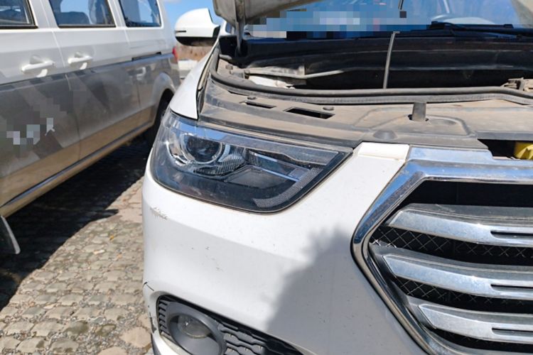 Used Haval H6 2018 Blue Label Sport Edition 1.5T Automatic Two-Wheel Drive Elite Model Right Front Headlight