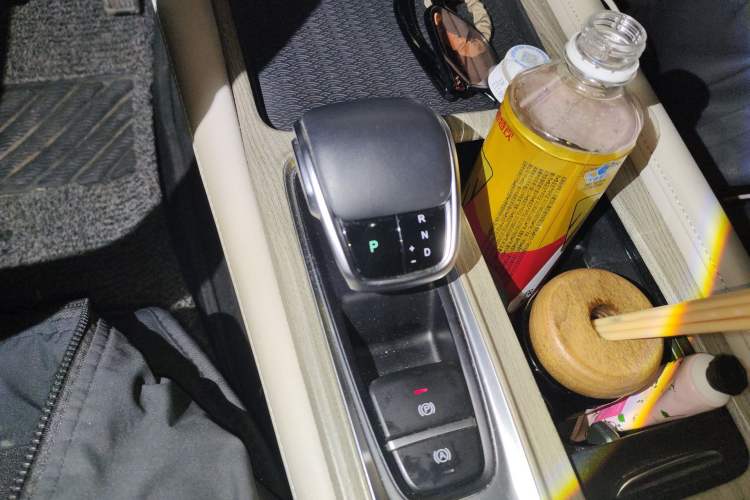 Used Chery Arrizo 8 2022 1.6T DCT Elite Gear Lever