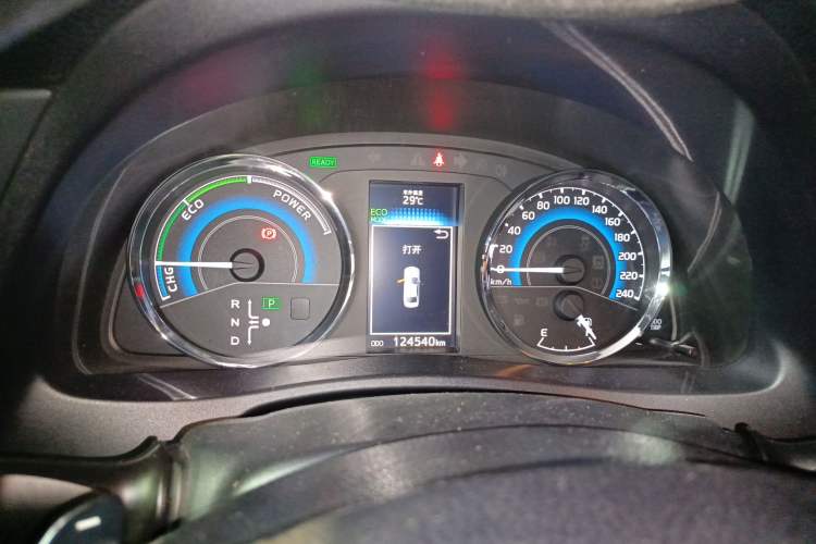 Used Toyota Levin 2017 Revised Dual-Engine 1.8H GS E-CVT Elite Sunroof Version China V Standard