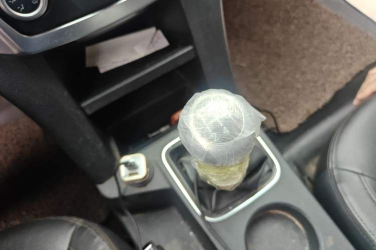 Used JMC Yuhu 5 2018 2.4T Classic Edition Diesel Manual 4x4 Luxury Long-Wheelbase JX4D24A5L