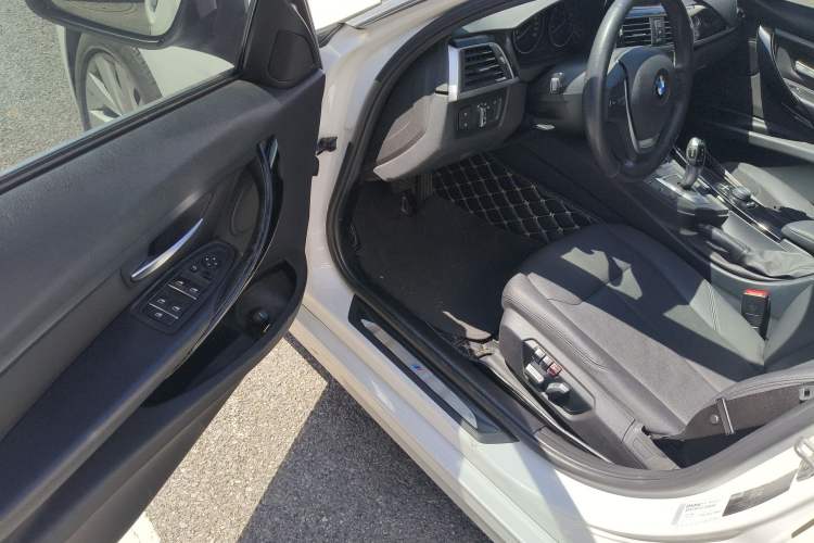 Used BMW 3 Series 2017 318Li Fashion Model Driver Seat