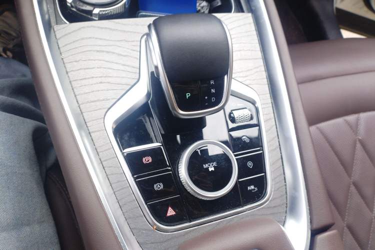 Used Chery Tiggo 8 PRO 2024 Champion Edition 290T Two-Wheel Drive Peak Version 5 Seats
