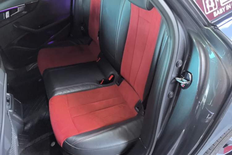 Used Audi A4L 2022 45 TFSI quattro Prestige Dynamic Edition
