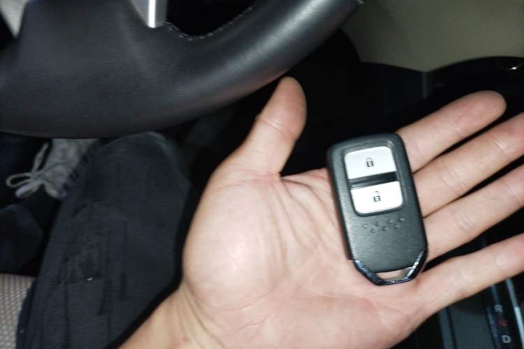 Used Honda Jade 2014 1.8L Automatic Comfort Elite Version 5 Seats