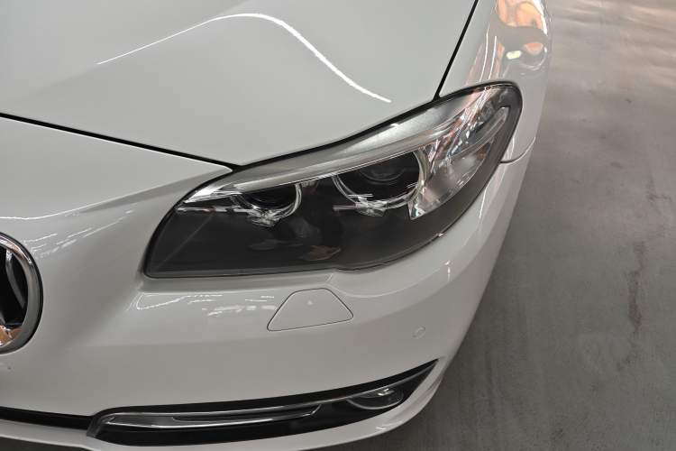 Used BMW 5 Series 2014 525Li Luxury Design Package