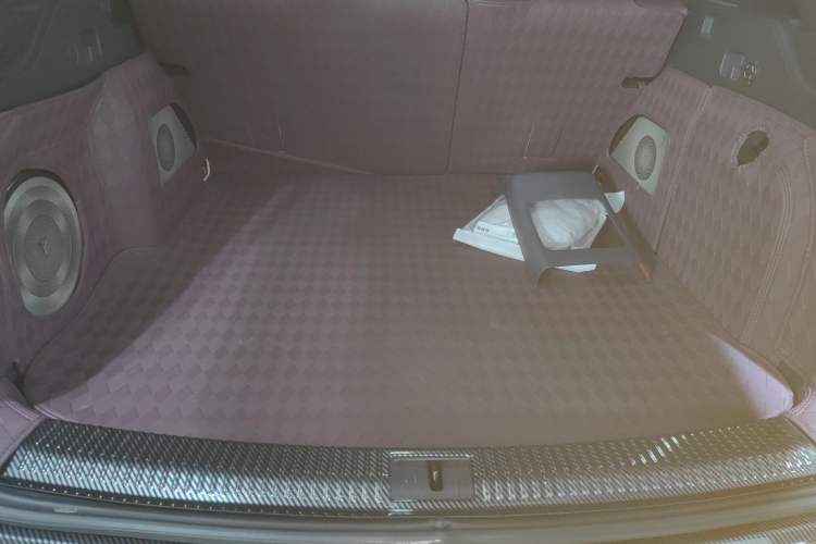 Used VOYAH FREE 2025 Model FREE+ Rear-Drive Qiankun Edition
