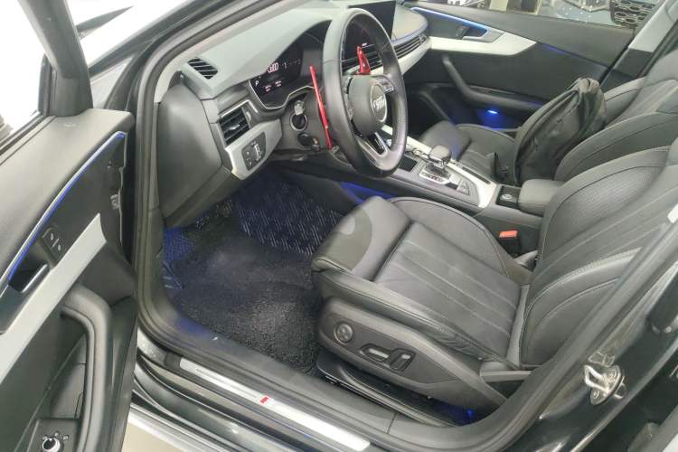 Used Audi A4L 2022 40 TFSI Fashion Dynamic Model