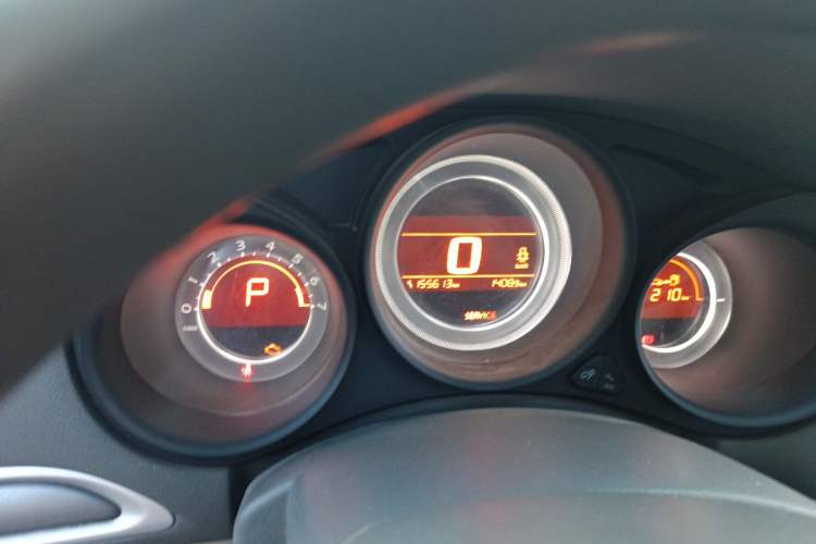 Used Citroen C4L 2013 1.6L Automatic Jingxiang Edition Instrument Cluster