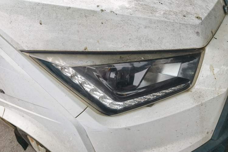 Used JMC Transit 2017 2.8T Commercial Version Short Wheelbase Mid-Roof 6/7/8-Seater JX493
