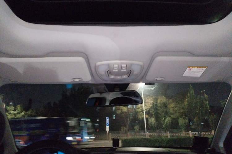 Used BAIC Senova X65 2015 2.0T Automatic Elite Model
