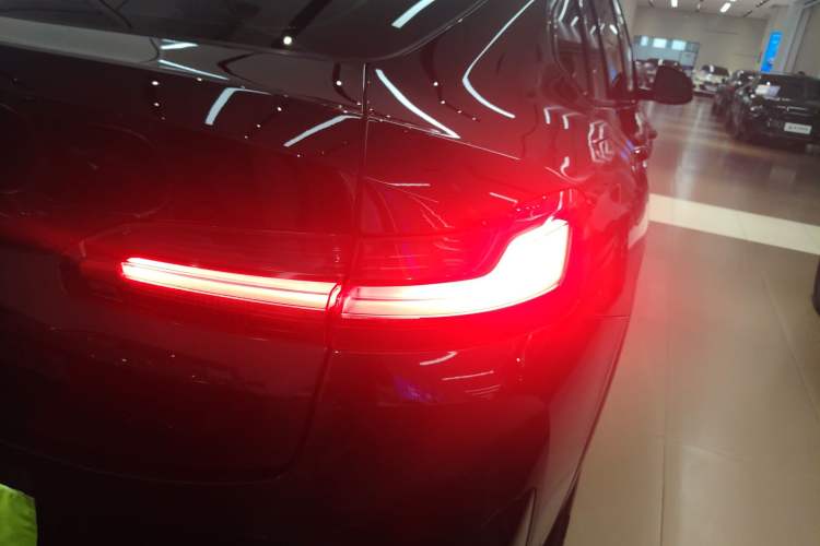 Used BMW X4 2022 xDrive 25i M Sport Package
