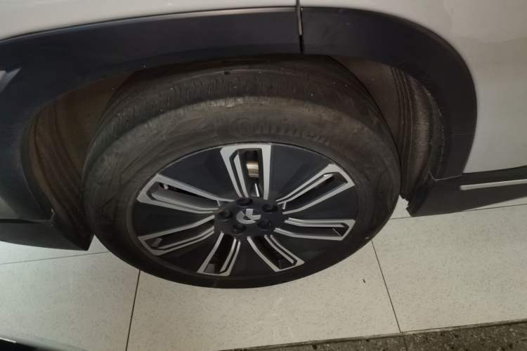 Used Nio ES7 2022 75 kWh Right Rear Wheel Hub