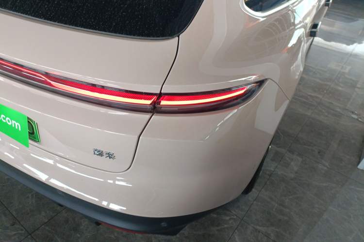 Used Nio ET5T 2024 75kWh Touring Exterior 3