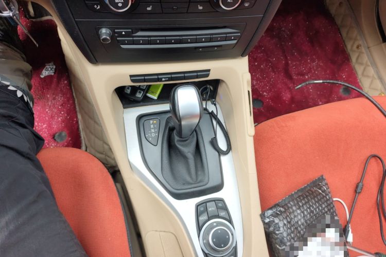 Used BMW X1 2012 sDrive18i Luxury Model Gear Lever