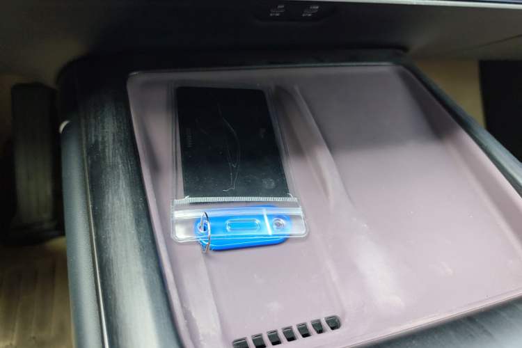 Used Xiaomi Auto SU7 2024 Rear-Drive Ultra-Long Range Advanced Pro-Level Intelligent Driving Version
