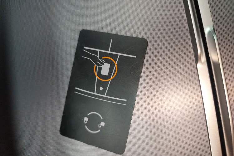 Used Tesla Model Y 2025 Long-Range All-Wheel Drive First Edition