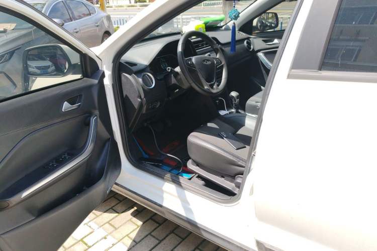 Used Chery Tiggo 3X 2020 Quality Edition 1.5L CVT Luxury Version Driver Seat