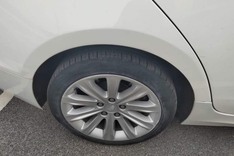 Used Cadillac ATS-L 2017 28T Tech Edition Exterior 5