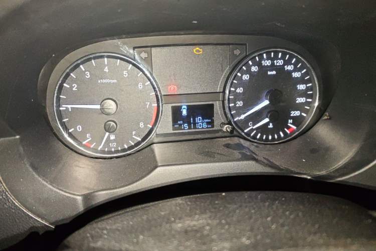 Used JAC Refine M3 2015 Maker Edition 1.6L Luxury Version