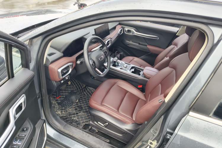 Used Geely Auto Haoyue 2022 1.8TD DCT Luxury 7-Seater