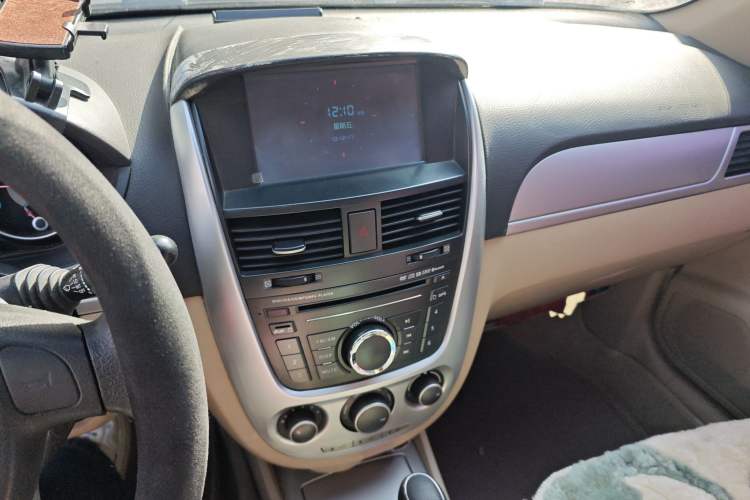 Used Buick Excelle 2013 1.5L Automatic Classic Model