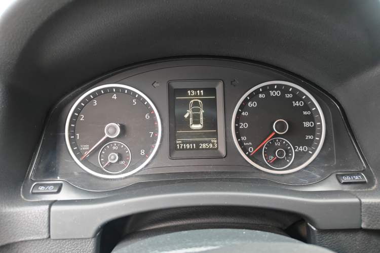 Used Volkswagen Tiguan L 2017 300TSI Automatic Two-Wheel Drive Silk Road Luxury Edition