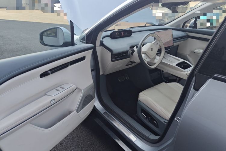 Used Hyptec HT 2023 670 Rear-Drive Ultra-High Voltage Version
